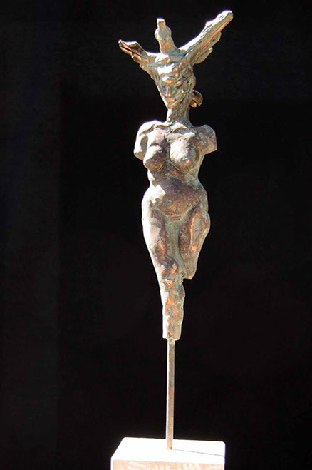 Image of a bronze sculpture, title: Leda