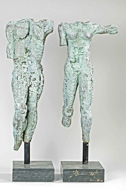 Image of a bronze sculpture, title: Couple