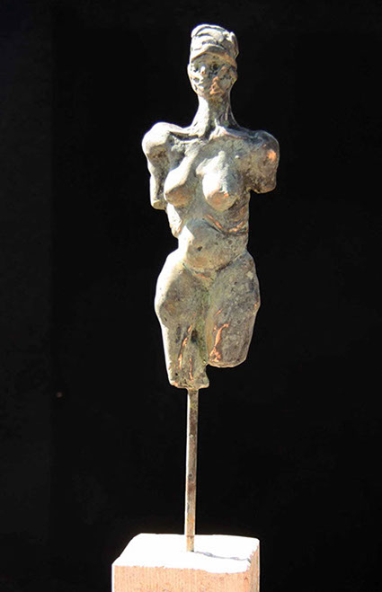 Représentation d'un bronze, titre: Ménade