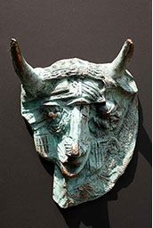 afbeelding van een bronzen beeld; titel: Masker